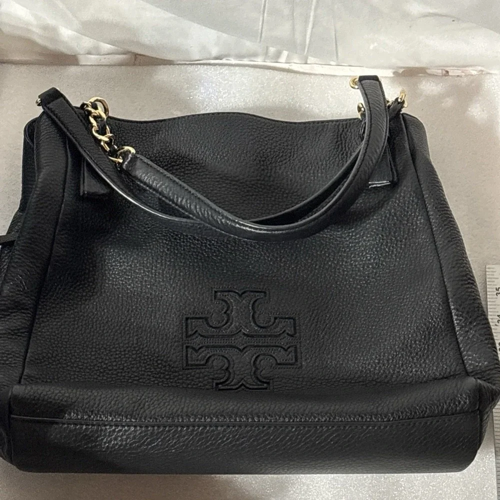 Tory Burch Harper Tote Bag Black Excellent Pebbled Leather Gold Chain Logo